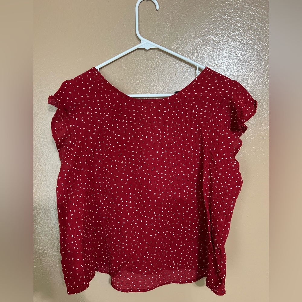 Papermoon Keyhole Back Blouse Red w Cream Dots. TAG SAYS XL but FIT is Petite L